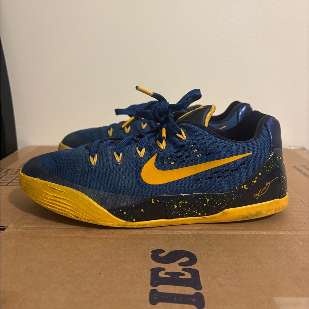 Nike Kobe 9 IX EM GS Low 'Gym Blue' Size 5.5Y Basketball Sneakers 653593 401 - Picture 7 of 8